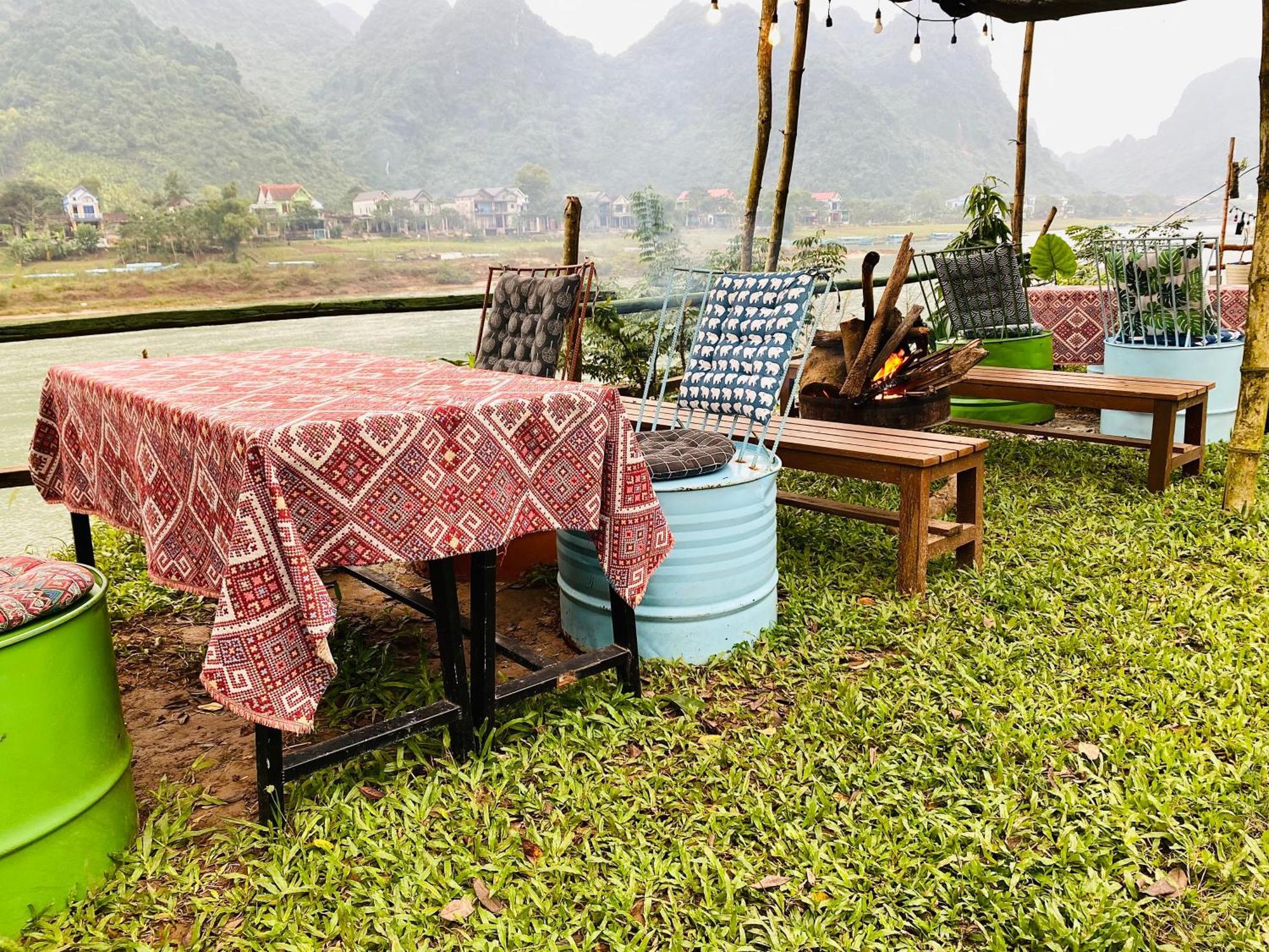 Son River Homestay Phong Nha Esterno foto